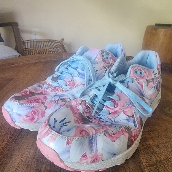 Nike Air Max 1 Paris City Collection Women's Size 8.5 (747105-400) - Picture 6 of 13